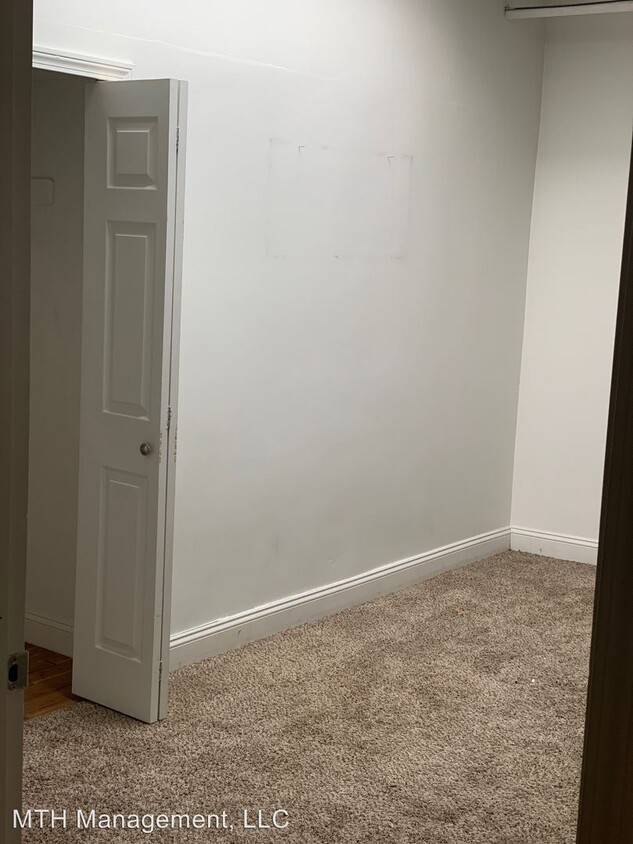 Building Photo - 2 br, 1 bath  - 406 S Washington