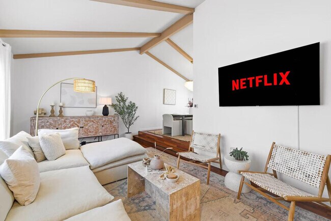 Foto del edificio - 14261 Mango Dr