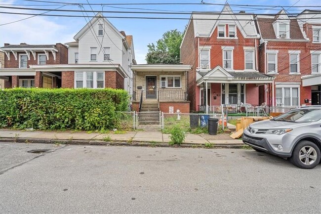 Building Photo - 510 Cato St