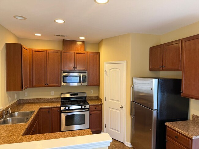 Foto del edificio - Stunning 3-bedroom, 2.5-bathroom home in Cary