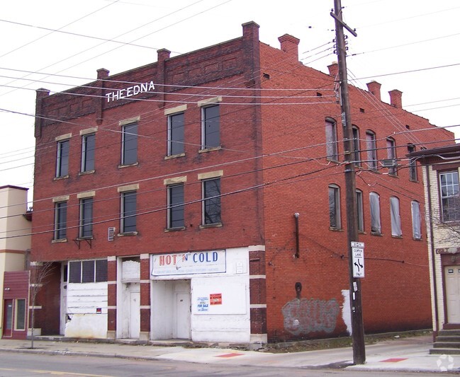 Building Photo - 877-881 E Long St