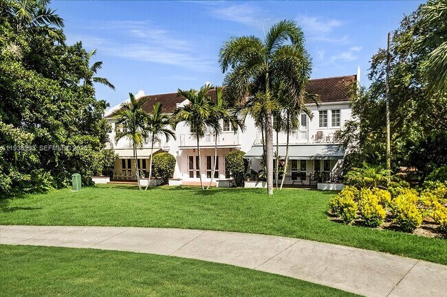 Foto del edificio - 1109 Campo Sano Ave