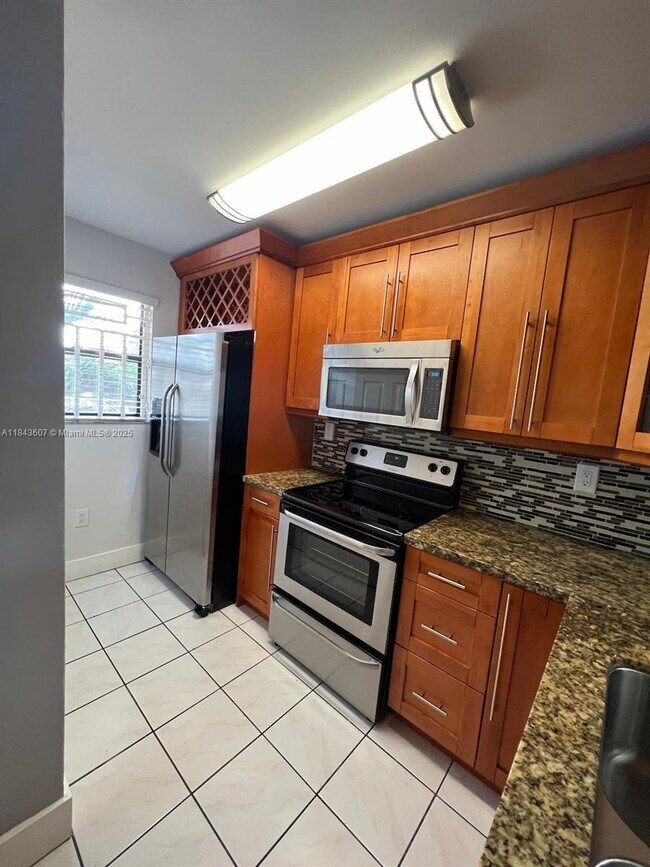 Foto del edificio - 10155 NW 9th St Cir