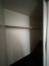 Building Photo - 333 Poplar St