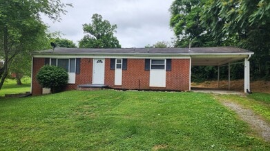 Building Photo - 5655 Reno Dr
