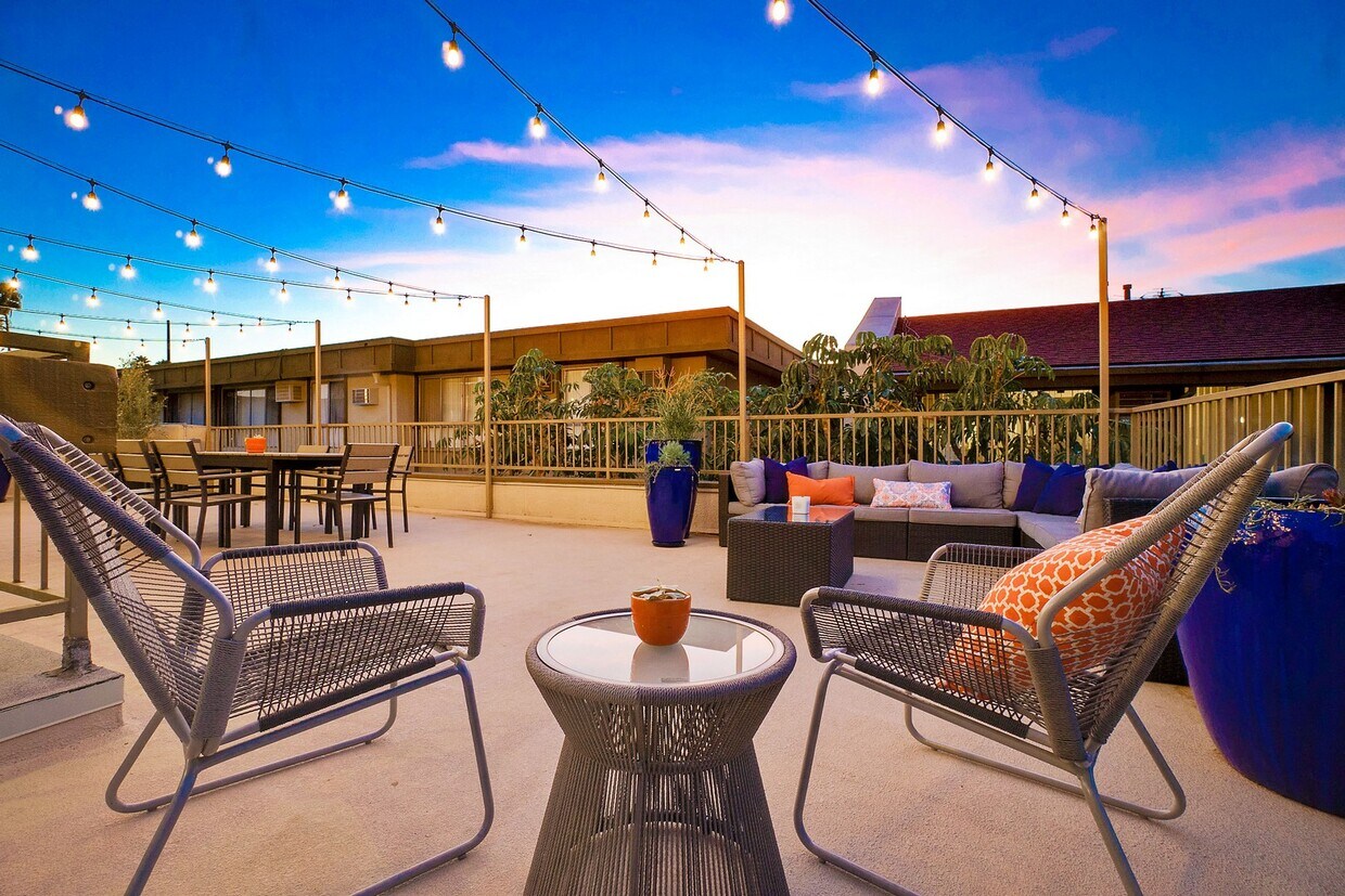 5830 Reseda Boulevard Apartments 5830 Reseda Blvd Tarzana, CA