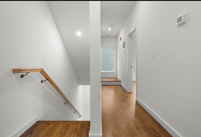 Hallway - 583 Gregory St