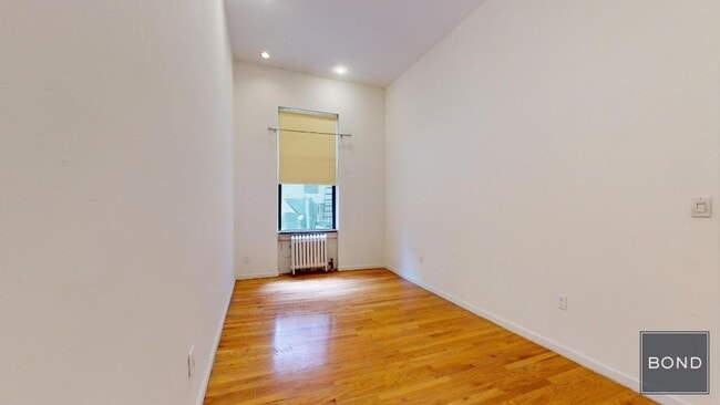 Foto del edificio - 176 Second Avenue