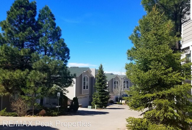 Foto del edificio - 4 br, 3.5 bath House - 4411 E Savannah Circle