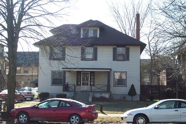 Primary Photo - 736 S Forest Ave
