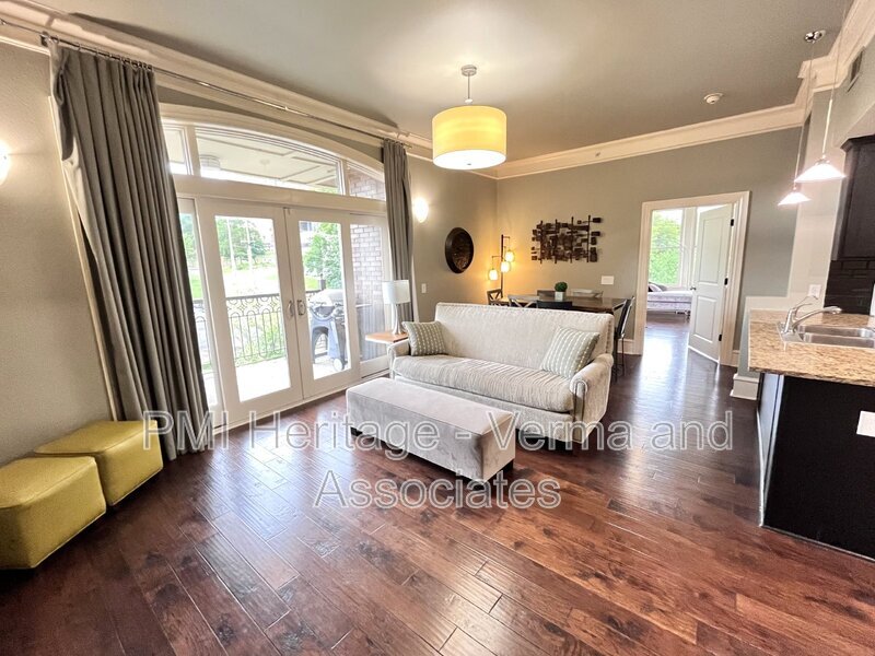 Foto principal - 600 W Meadow St