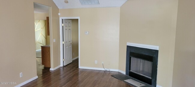 Building Photo - 225 Bradstone Cir
