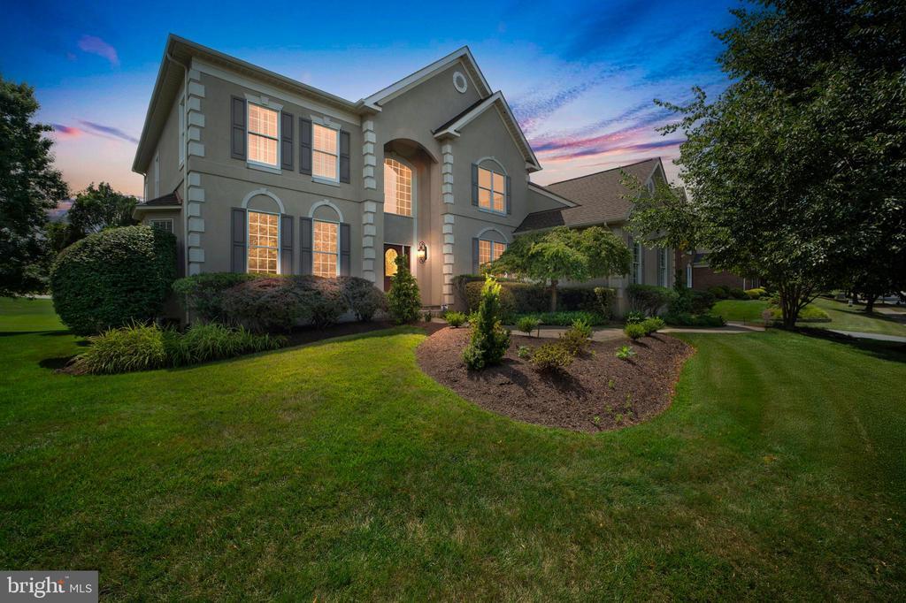 Foto principal - 19925 Augusta Village Pl