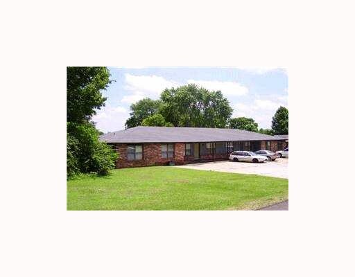 Foto del edificio - 810 S Cherry Ln
