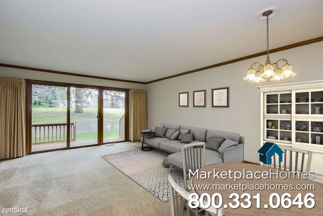 Foto del edificio - 588 Maple Creek Dr