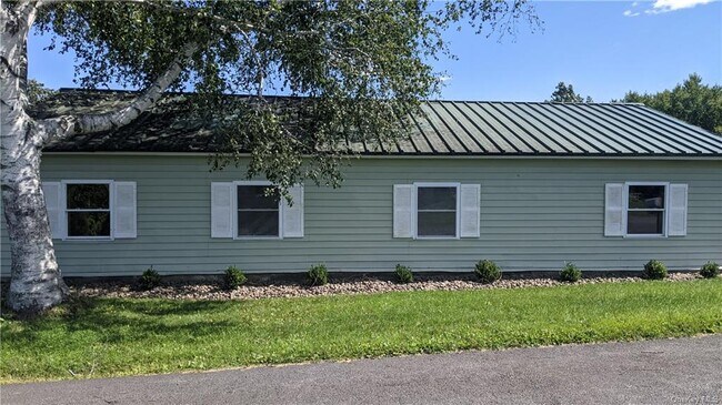 Building Photo - 86 Carpenter Rd