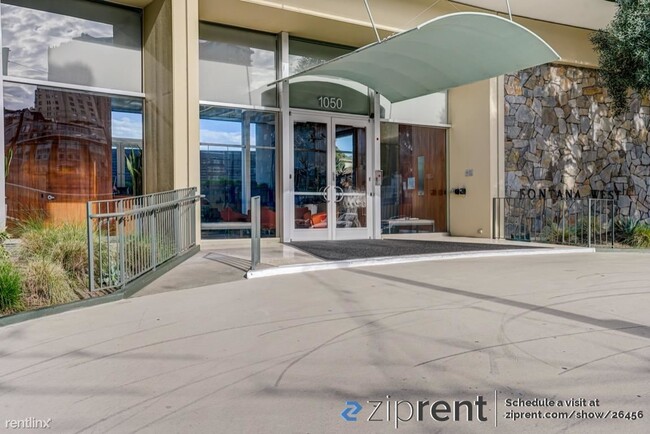 Building Photo - 1 br, 1 bath Condo - 1050 North Point Stre...
