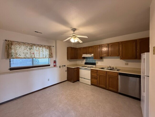 Foto del edificio - 1122 Yuma St