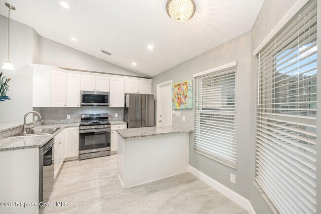 Foto del edificio - 1381 Byrd Ct