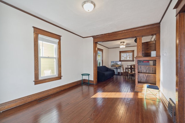 Photo - 1800 Herbert St House