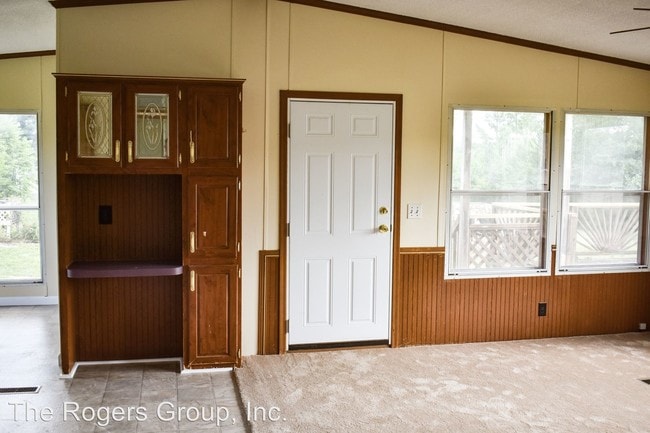 Building Photo - 3 br, 2 bath House - 347 Read Rd