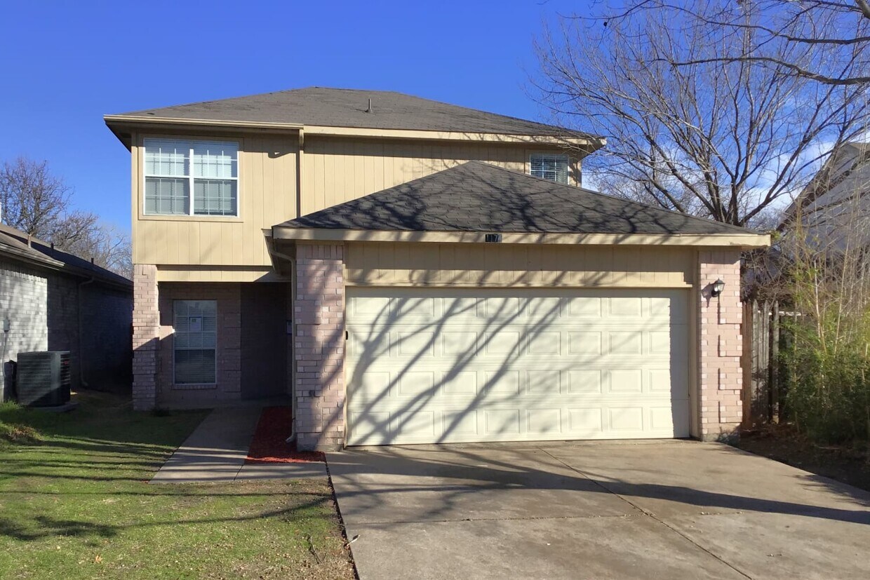 1174 Lombard Ln House Rental in Duncanville, TX
