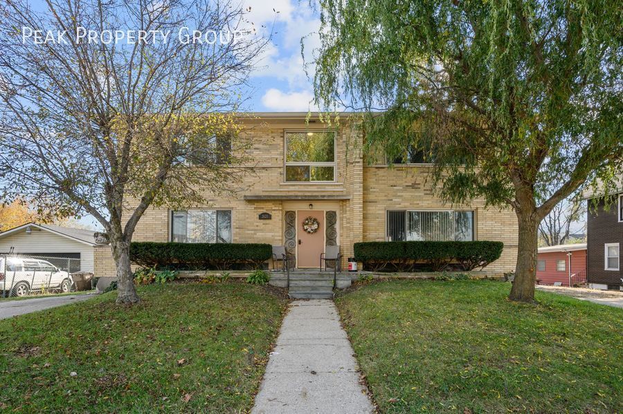 Primary Photo - Cozy 1 Bedroom, Great Location, $99 DEPOSIT!
