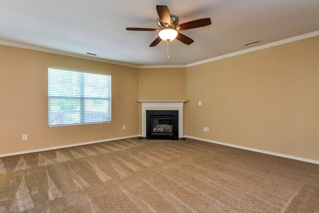 Building Photo - 3121 Varcroft Rd