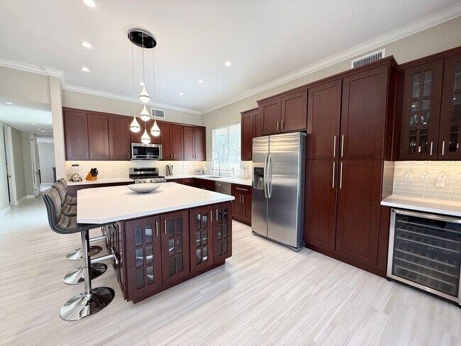 Foto del edificio - Fully Furnished Desert Retreat in Indian Wells Country Club