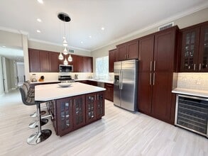 Building Photo - 76990 Lark Dr