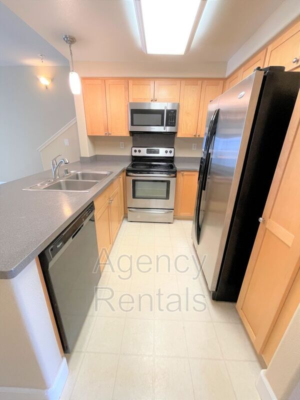 Building Photo - 92-1500-1500 Aliinui Dr
