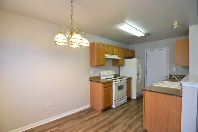 Foto del edificio - 5118 Williams Dr
