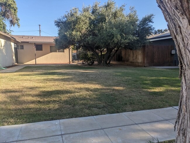 Building Photo - 3161 W Swift Ave