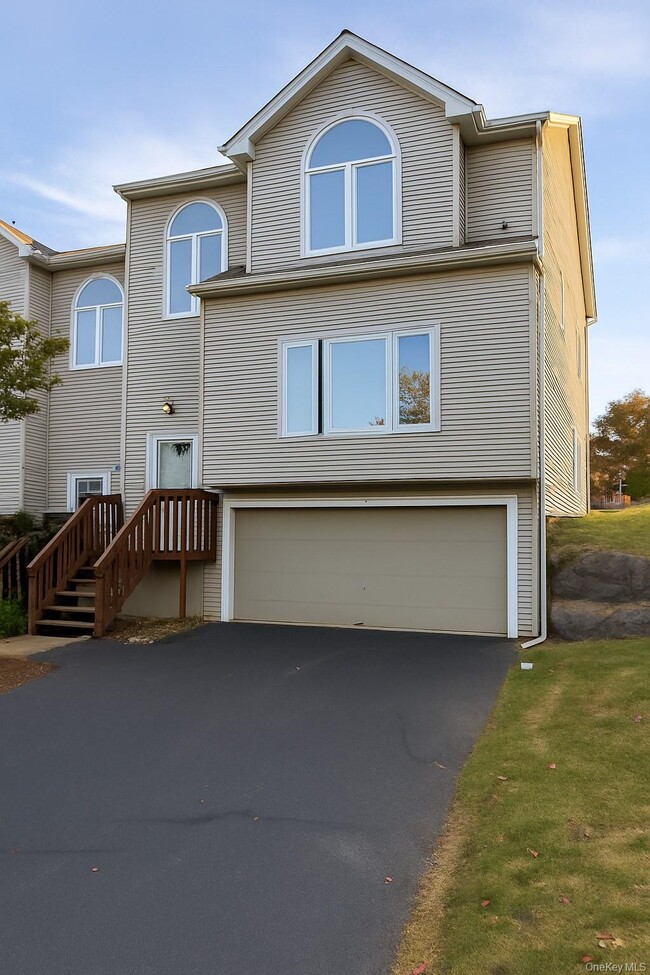 Building Photo - 3 Highview Ct