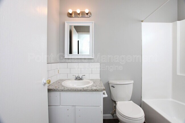 Foto del edificio - 1226 S Longfellow St