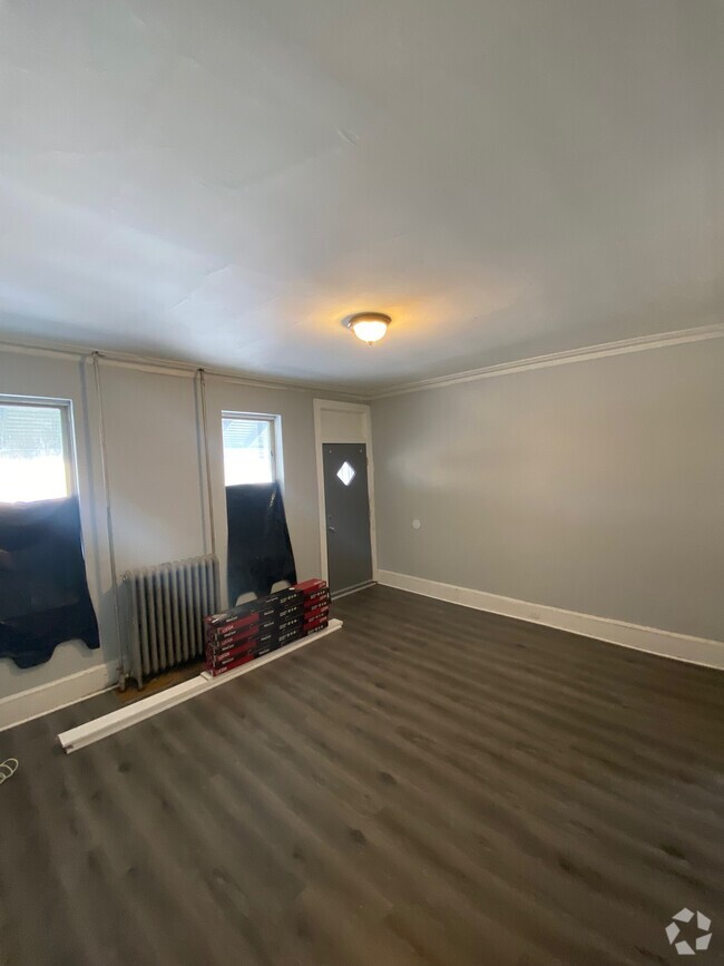 Building Photo - 4551 Mulberry St