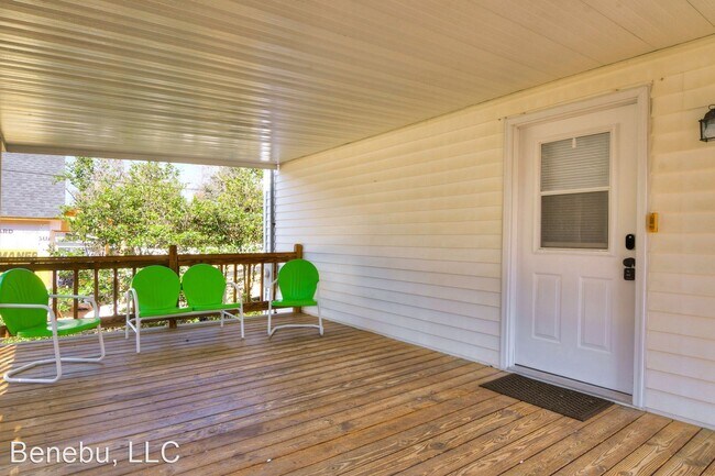 Foto del edificio - 2 br, 2 bath House - 409 W. Woodlawn Avenue
