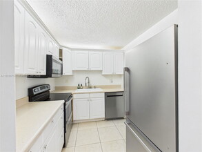 Building Photo - 4113 NW 88th Ave