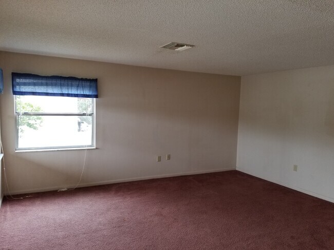 dormitorio 2 - 6536 W.NORVELL BRYANT HWY