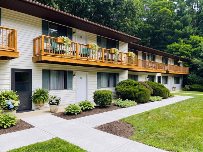 Clifton Court Apartments Outside - Clifton Court Apartments