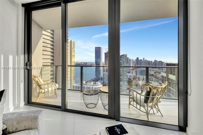 Photo - 501 NE 31st St Apartment