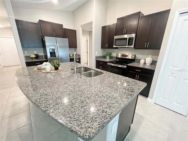 Foto del edificio - 7104 Amelia Cove Ct