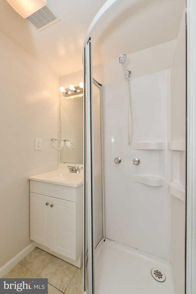 Foto del edificio - 10286 Quiet Pond Terrace