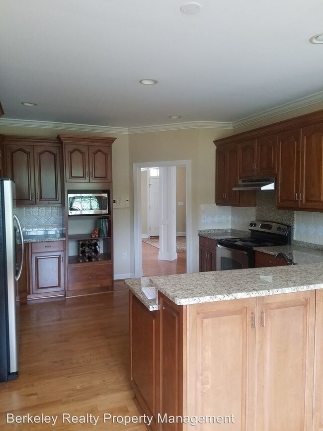 Foto del edificio - 4 br, 3.5 bath House - 124 West Links