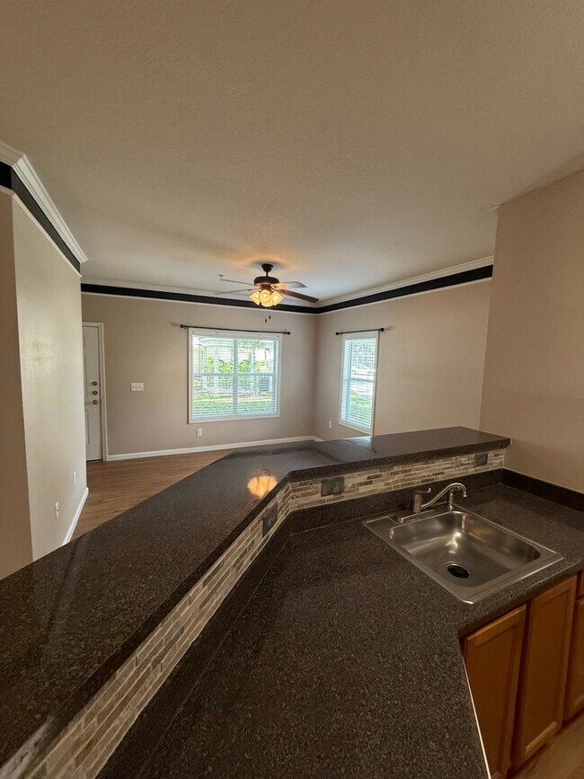 Kitchen - 4802 51st St W