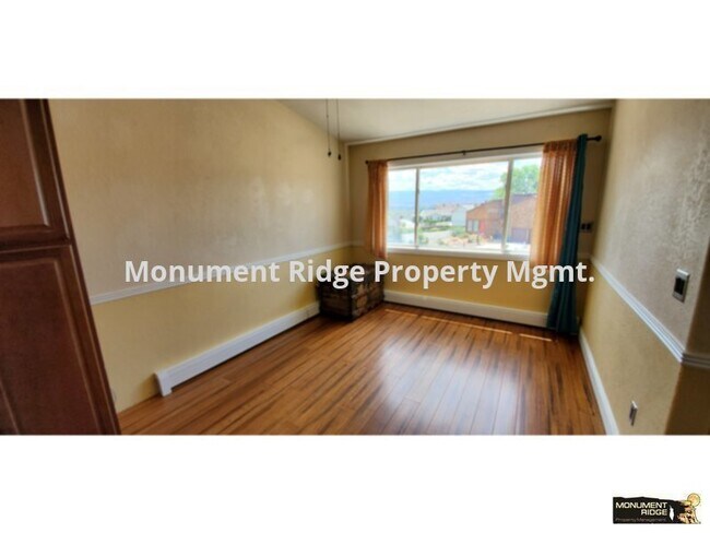 Building Photo - 2844.5 Grand Cascade Ct