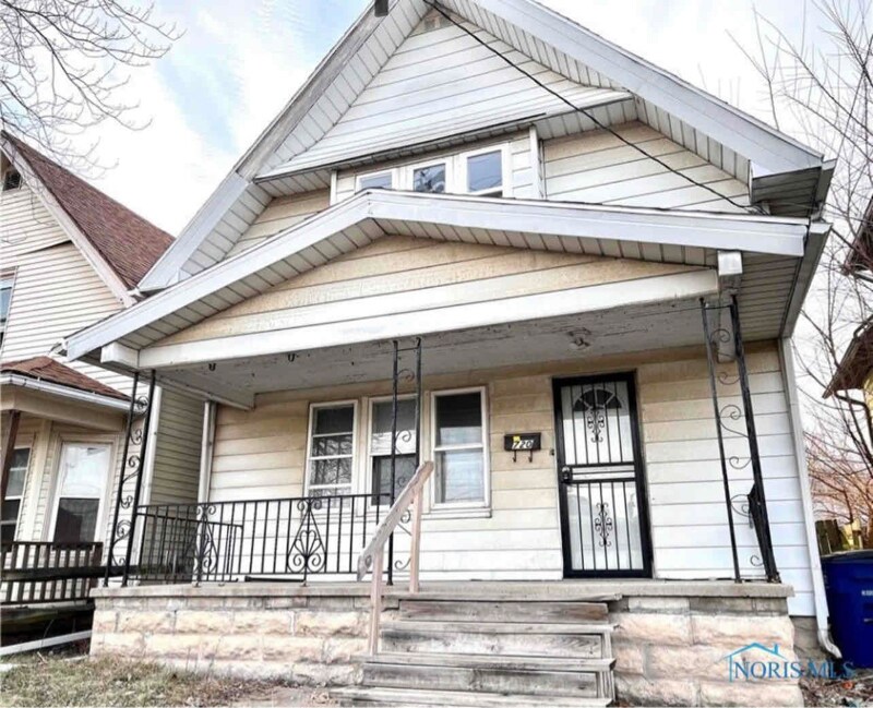 Primary Photo - 720 Spencer St