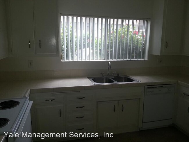 Foto del edificio - 7337 Haskell Ave