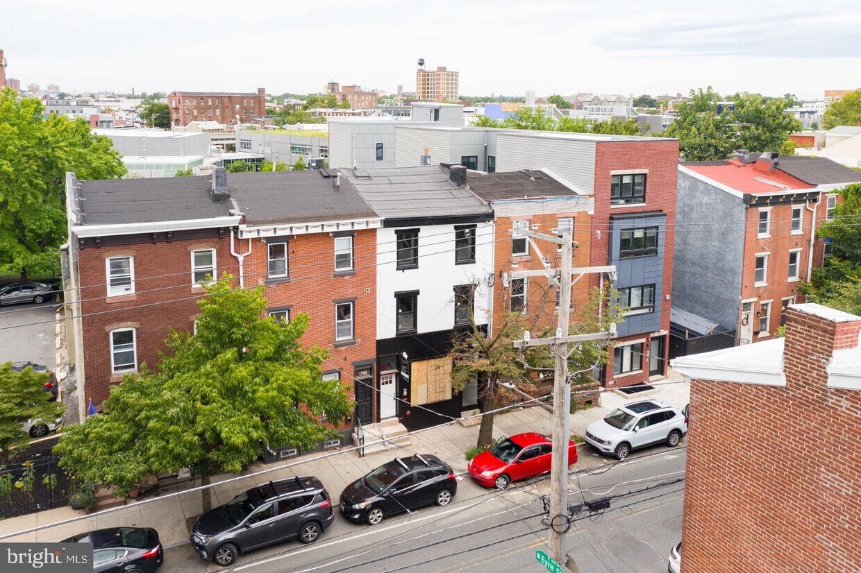 1764 Frankford Ave Philadelphia Pa 19125 House For Rent In Philadelphia Pa Apartments Com