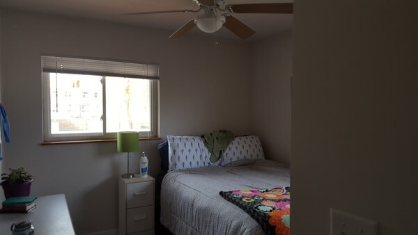 Foto del edificio - 1109 W Plum St